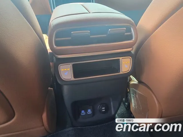 Genesis GV80 — Фото автомобиля 16