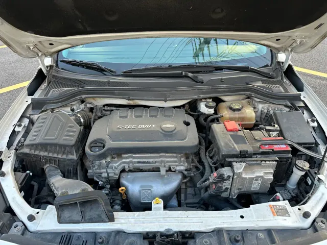 Chevrolet Monza — Фото автомобиля 18