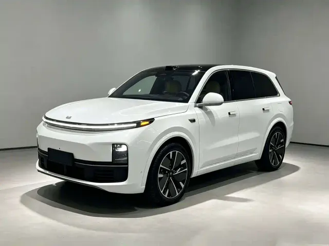 Фотография автомобиля — Li Auto L9