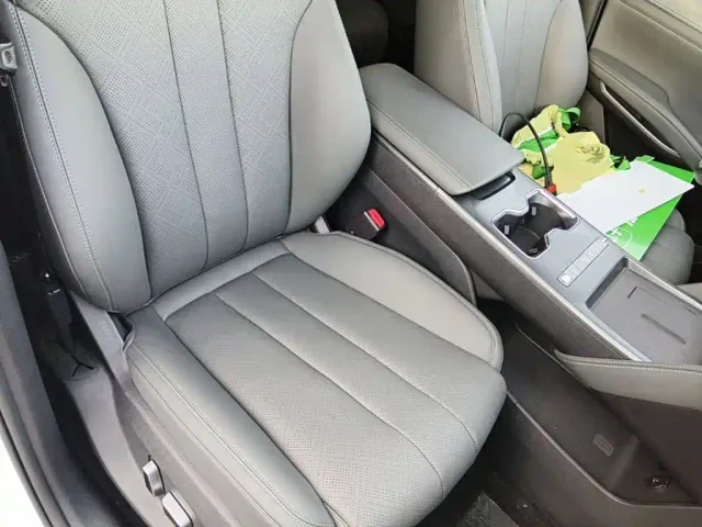 BYD Song L DM-i — Фото автомобиля 24