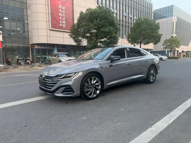 Фотография автомобиля — Volkswagen CC