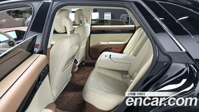 Hyundai Grandeur GN7 — Фото автомобиля 12