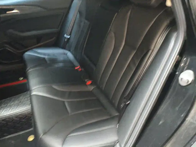 Hongqi H5 — Фото автомобиля 18