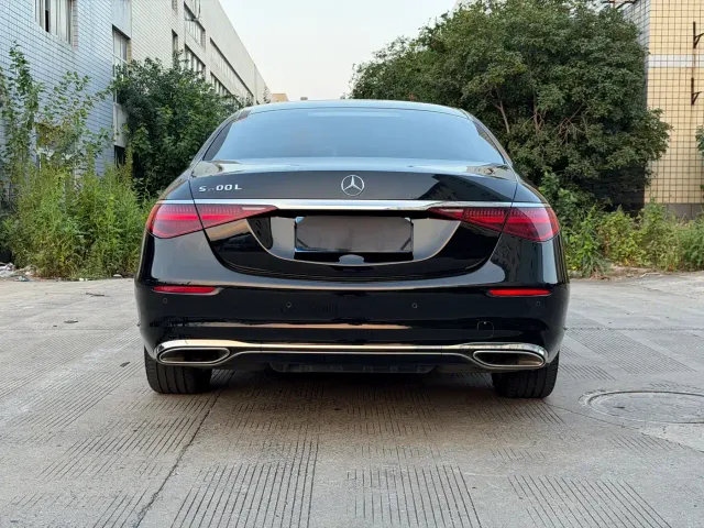 Mercedes-Benz S-Class — Фото автомобиля 16
