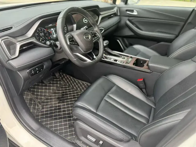 GAC Trumpchi GS4 — Фото автомобиля 4