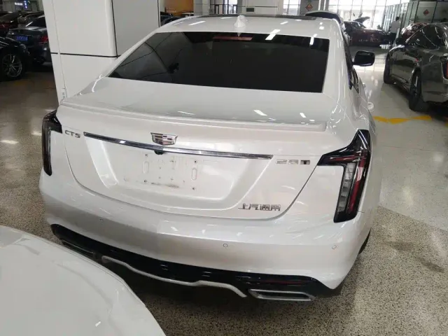 Cadillac CT5 — Фото автомобиля 11