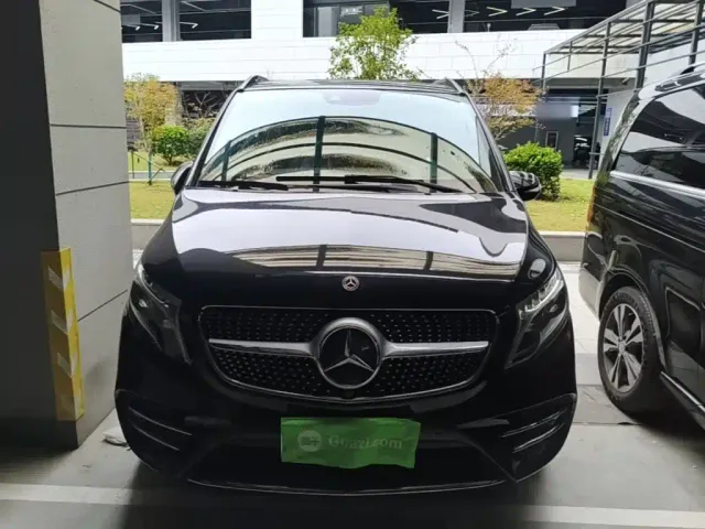 Mercedes-Benz V-Class — Фото автомобиля 2