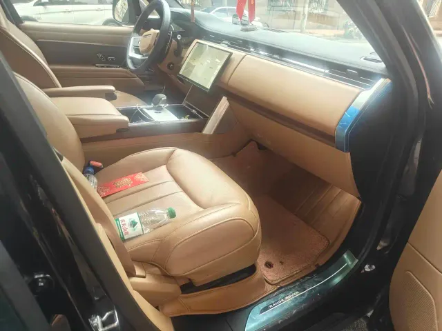 Land Rover Range Rover — Фото автомобиля 5