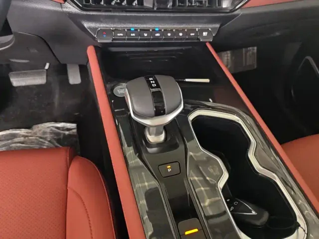 Changan CS75 — Фото автомобиля 13