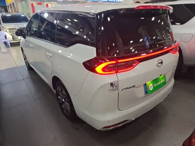 GAC Trumpchi M6 — Фото автомобиля 4