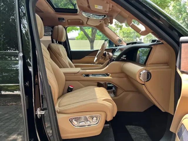 BYD U8L — Фото автомобиля 10
