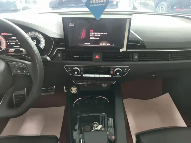 Audi Audi A4L 2024 40 TFSI Luxury Dynamic — Фото автомобиля 12