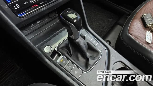 Volkswagen Tiguan — Фото автомобиля 9