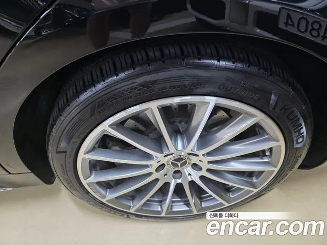 Mercedes-Benz S-Class — Фото автомобиля 15