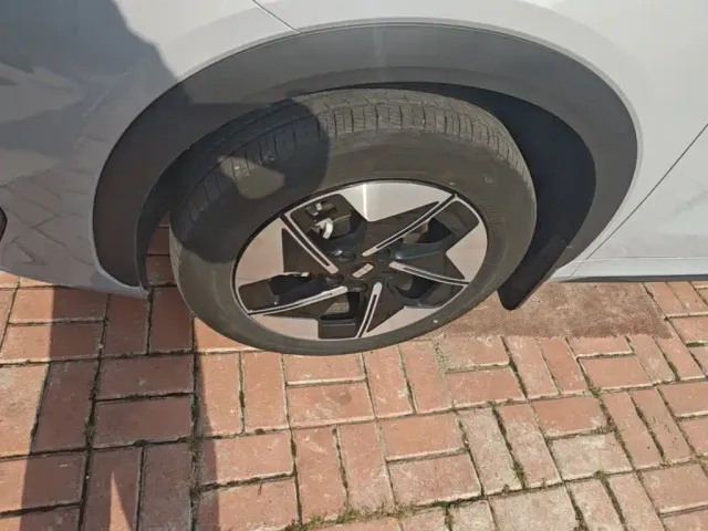Geely Galaxy E5 — Фото автомобиля 22