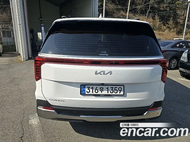 Kia Carnival 4th Gen — Фото автомобиля 4