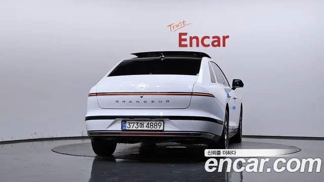 Hyundai Grandeur GN7 — Фото автомобиля 4