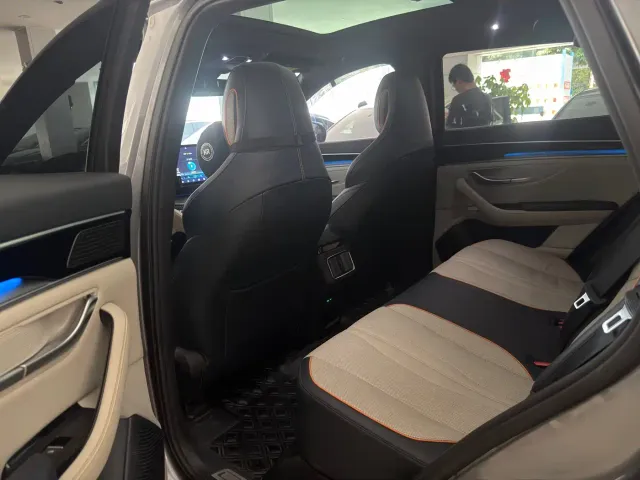 BYD Song PLUS — Фото автомобиля 5