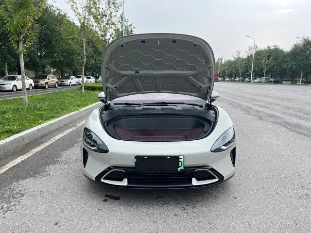 Xiaomi SU7 — Фото автомобиля 17
