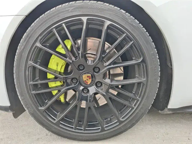 Porsche Panamera — Фото автомобиля 15