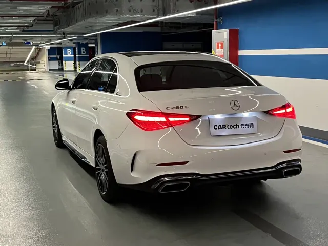 Mercedes-Benz C-Class — Фото автомобиля 19