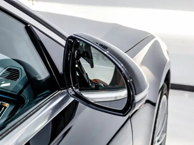 Mercedes-Benz S-Class — Фото автомобиля 27
