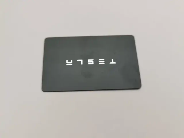 Tesla Model Y — Фото автомобиля 19