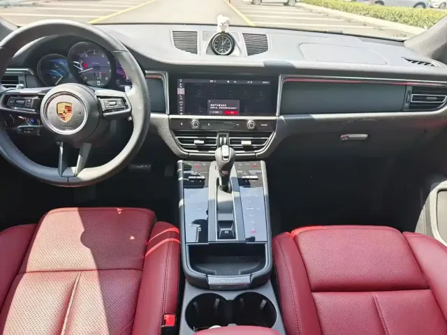 Porsche Macan 2022 Macan 2.0T — Фото автомобиля 6
