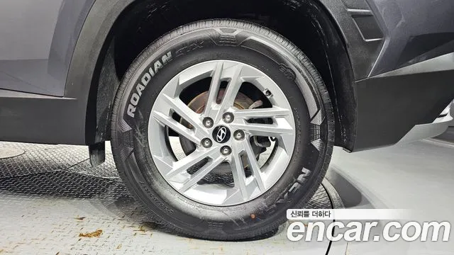Hyundai Tucson Новый Tucson (NX4) Бензин 1.6 турбо 2WD — Фото автомобиля 21