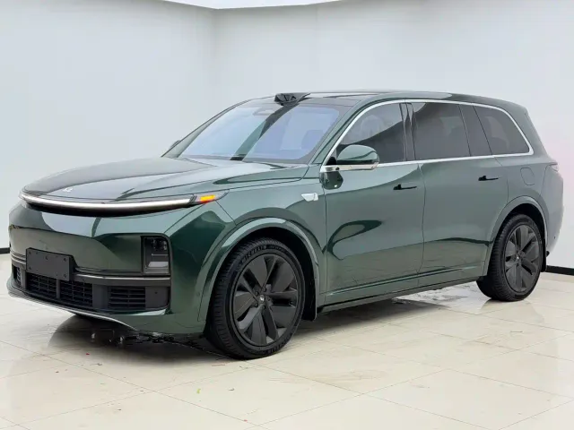 Фотография автомобиля — Li Auto L9