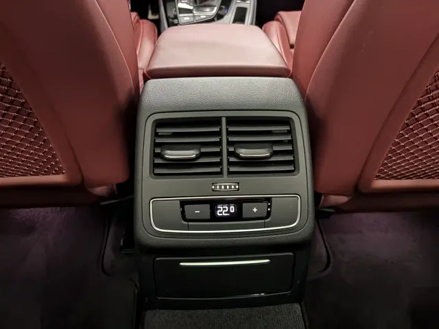 Audi A4L — Фото автомобиля 20