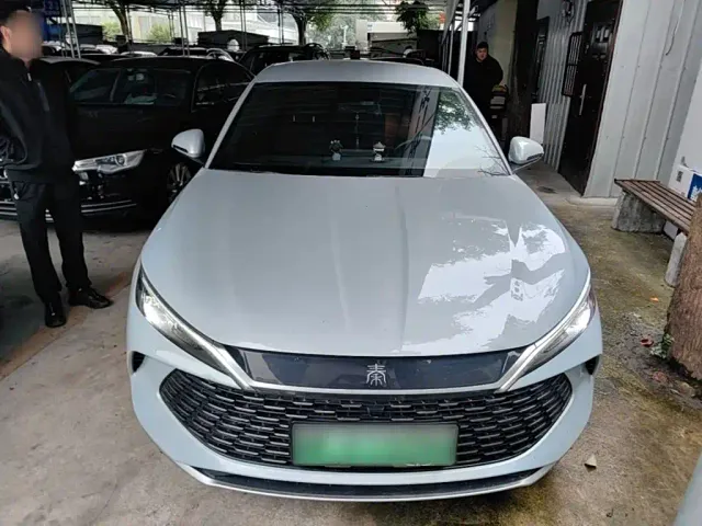 BYD Qin L — Фото автомобиля 2
