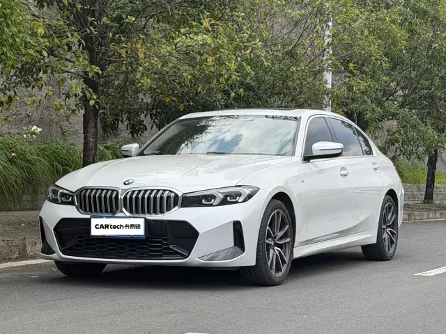 Фотография автомобиля — BMW 3 Series
