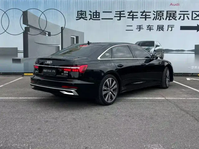 Audi A6L — Фото автомобиля 3