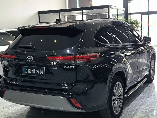 Toyota Highlander — Фото автомобиля 11