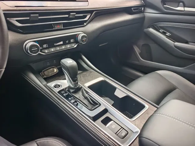 Nissan Teana — Фото автомобиля 20