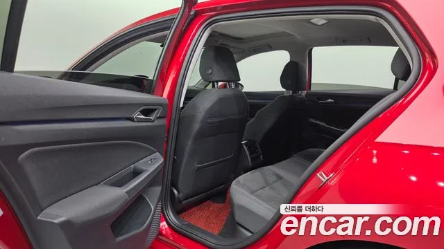 Volkswagen Golf Golf 8 поколение 2.0 TDI Prestige — Фото автомобиля 17