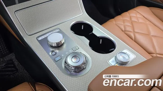 Genesis GV80 — Фото автомобиля 12