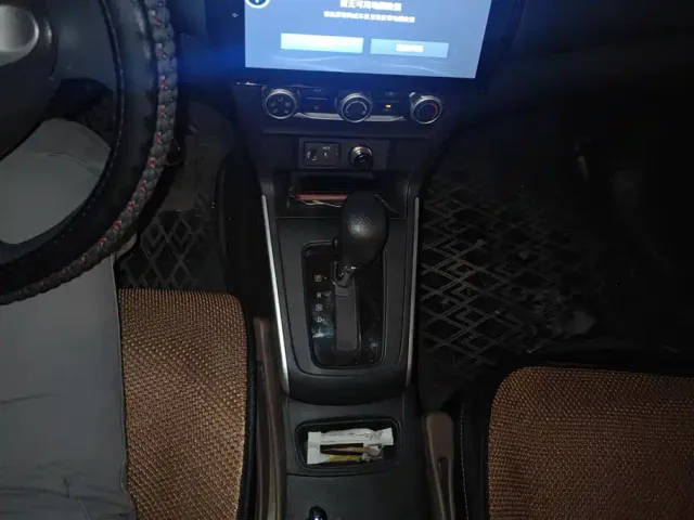 Nissan Sylphy — Фото автомобиля 16