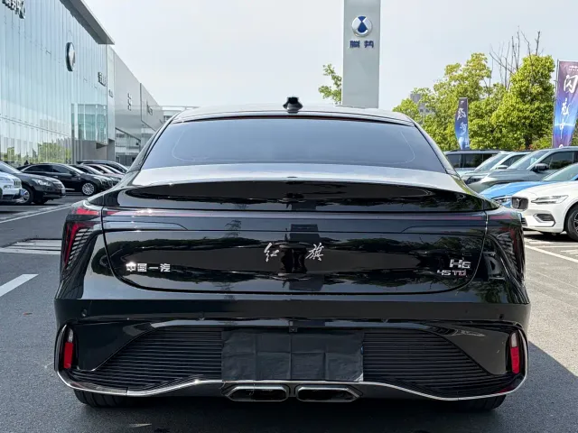 Hongqi H6 — Фото автомобиля 15