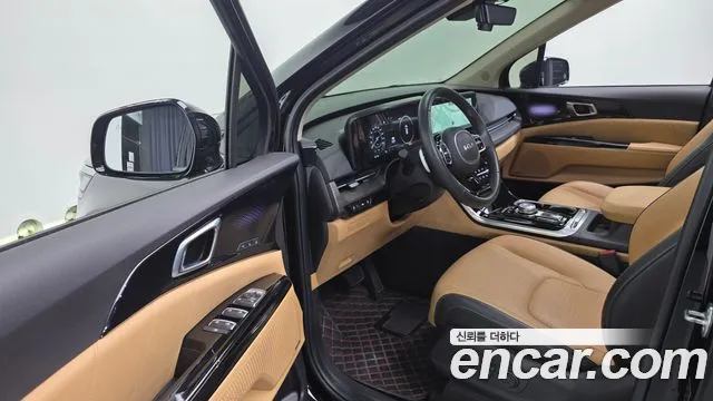 Kia Canival Carnival 4 поколение Дизель 9 мест Signature — Фото автомобиля 12