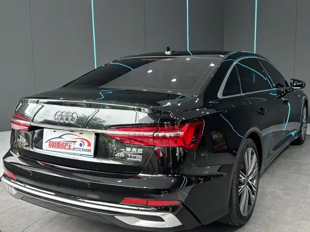 Audi A6L — Фото автомобиля 6