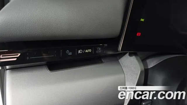 BMW 5-Series — Фото автомобиля 29