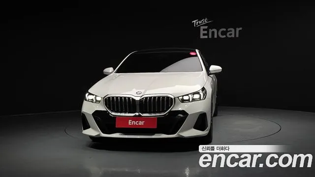 BMW 5-Series — Фото автомобиля 3
