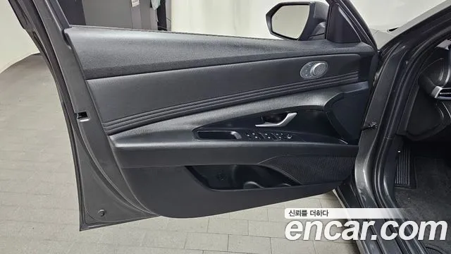 Hyundai Avante CN7 — Фото автомобиля 13