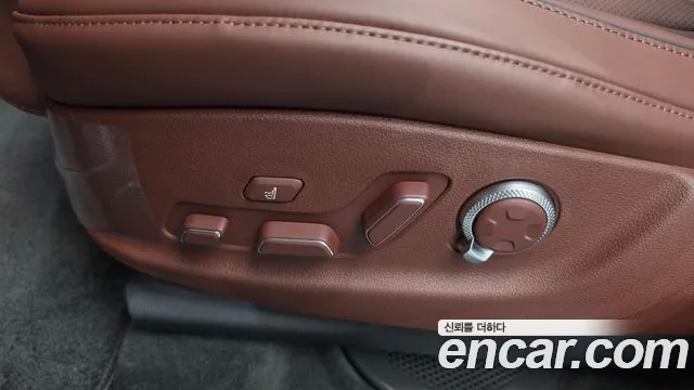 Genesis GV80 3.5T Бензин AWD — Фото автомобиля 28