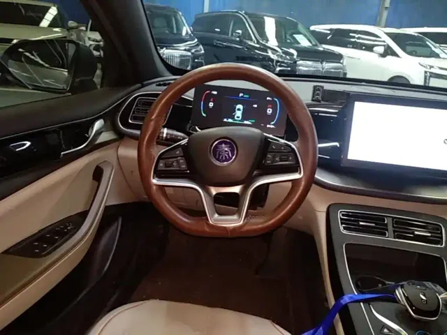 BYD Qin PLUS — Фото автомобиля 10