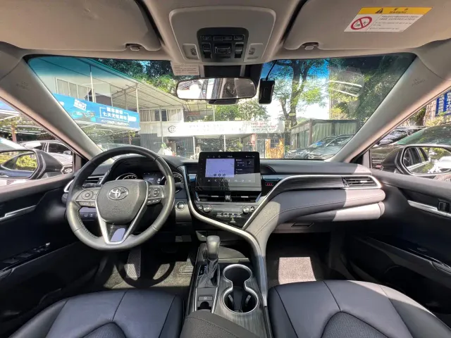 Toyota Camry — Фото автомобиля 19
