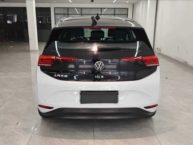 Volkswagen ID.3 — Фото автомобиля 20