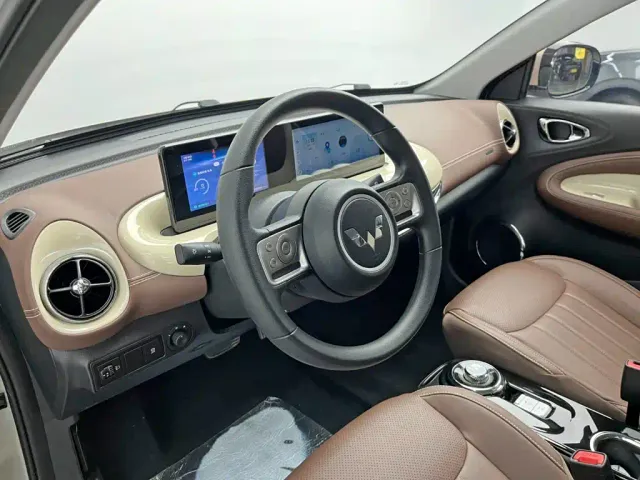 Wuling Bingo — Фото автомобиля 12
